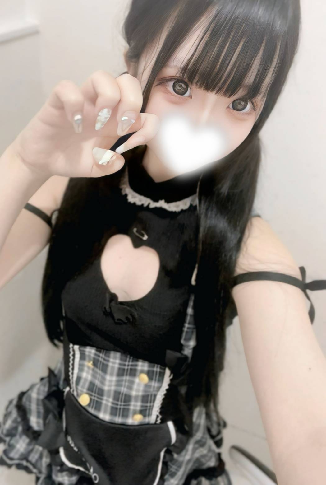 小倉 ももか